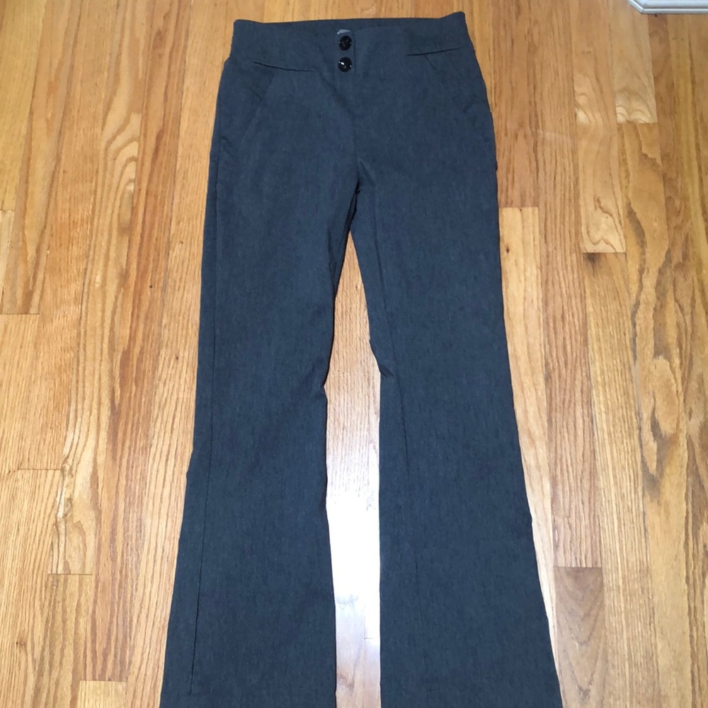 Valid Stretch Grey Pants Size M